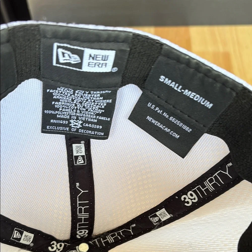 Raiders Black and White Cap - Picture 6 of 8